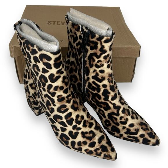 NEW Steve Madden Velvet Leopard Ankle Boots Size 6.5 Cheetah Pointed Toe Western - Picture 1 of 11